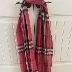 Burberry scarf